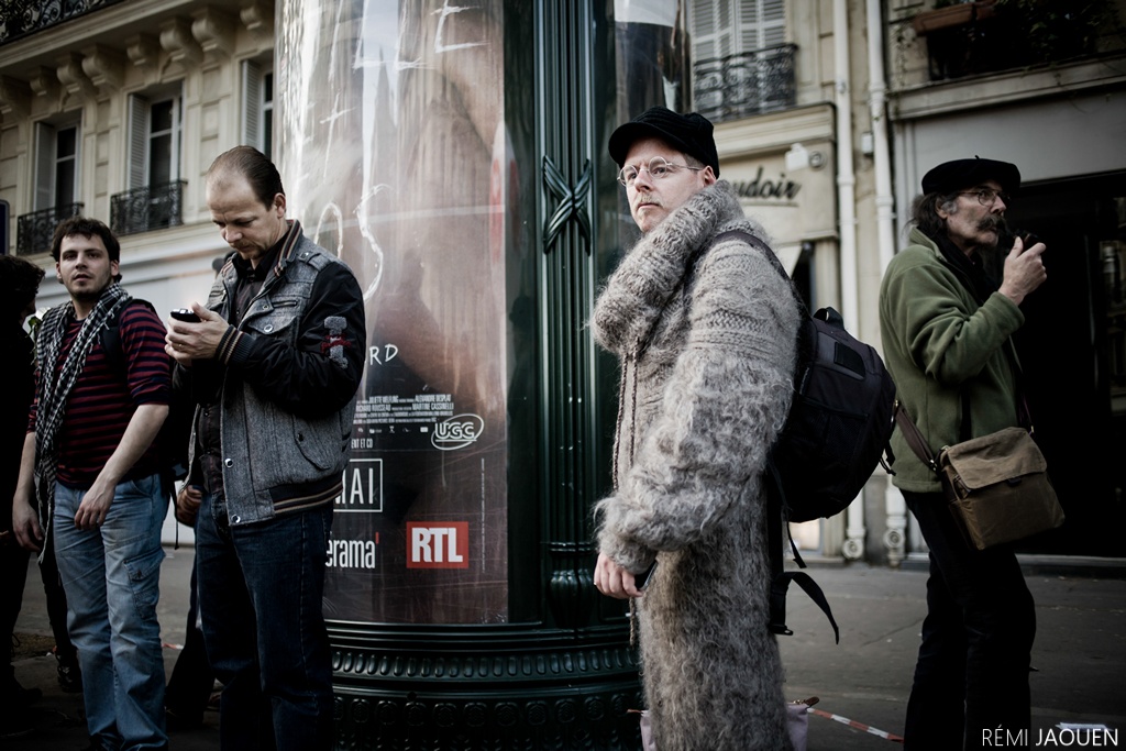 Photographe Paris - People of Paris - Premier mai - Parisiens typiques