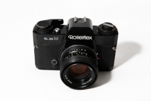 Rolleiflex SL35 M + Rollei-HFT Planar 50mm f/1.8 – Révisé & testé